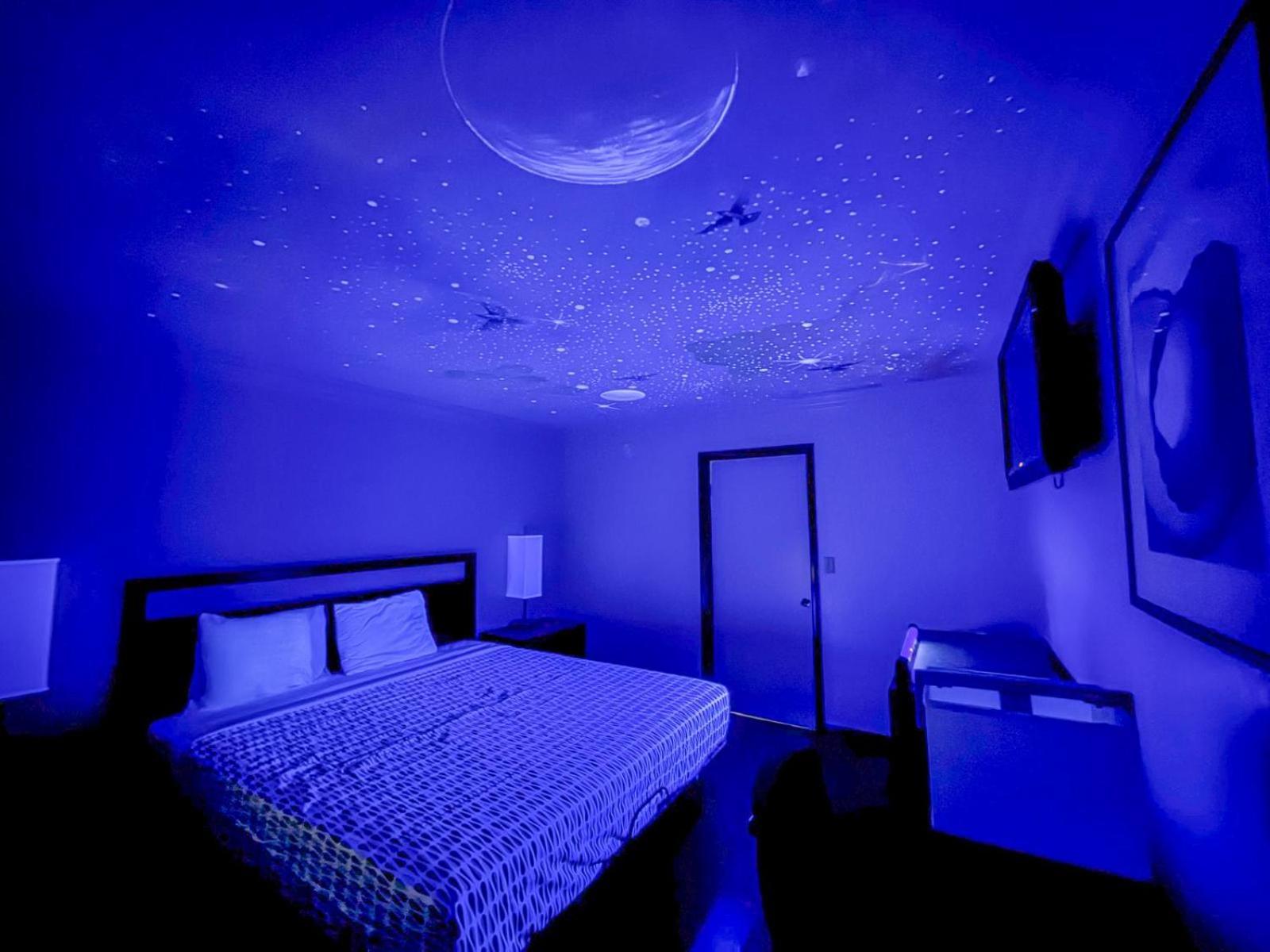 Super 7 Motel - Anaheim Packing District & Disneyland Екстер'єр фото